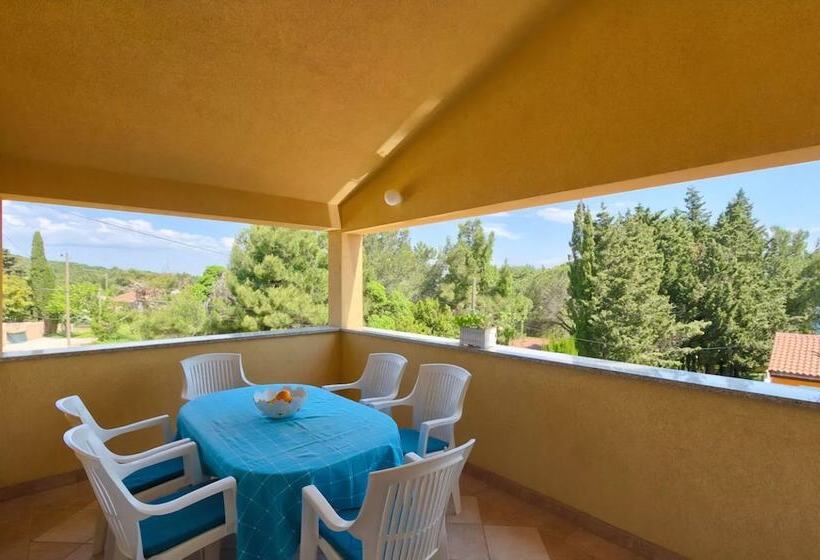 Franulovic Apartments