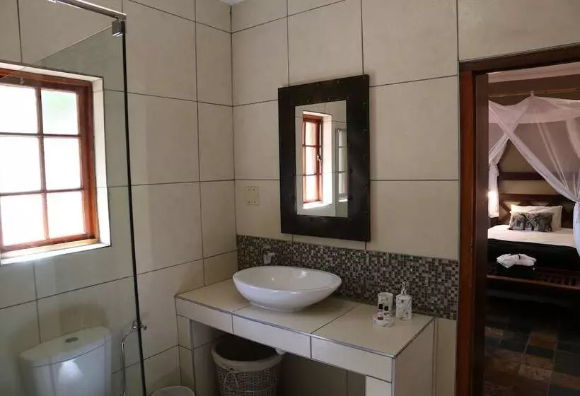 هتل Auob Country Lodge