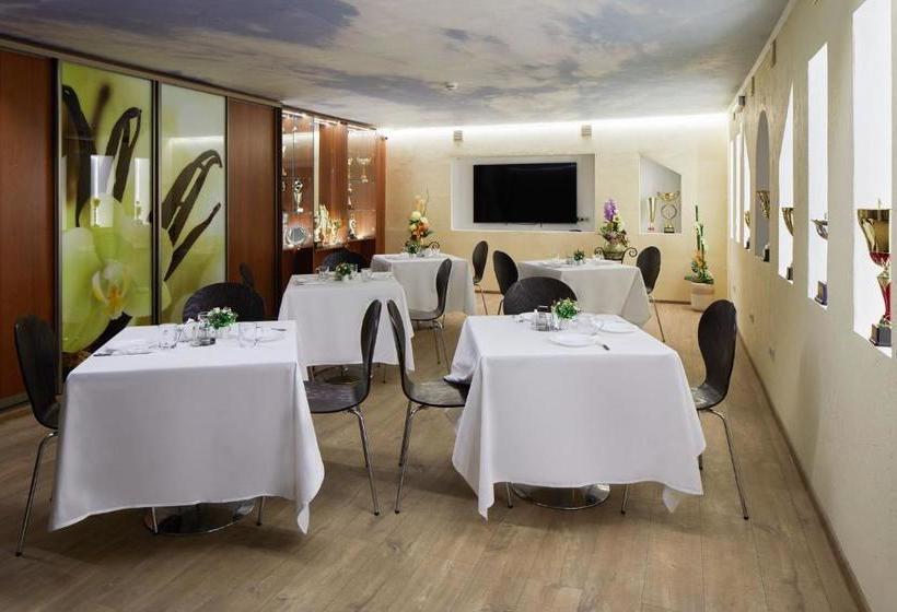 Отель Kroshka Enot