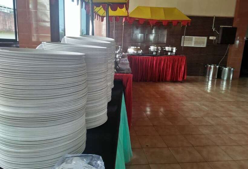 Hotel Pancharatna Paradise