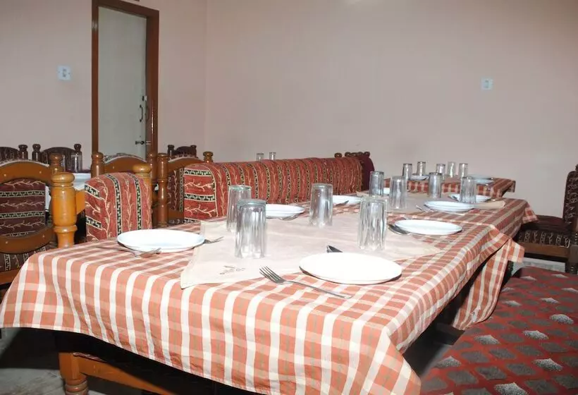 Hotelli Pancharatna Paradise