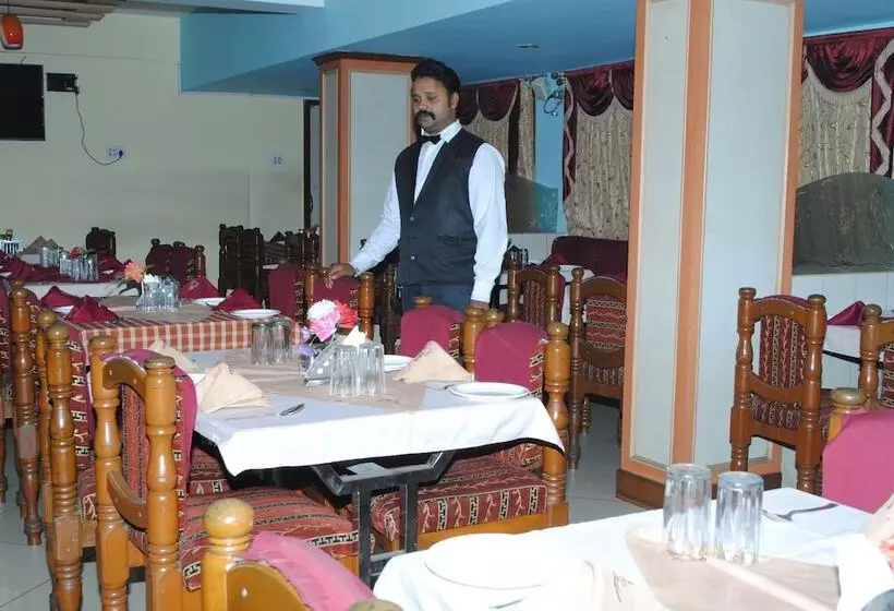 Hotelli Pancharatna Paradise