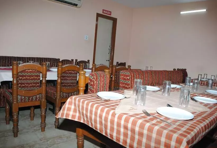 Hotelli Pancharatna Paradise