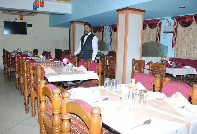 Hotelli Pancharatna Paradise