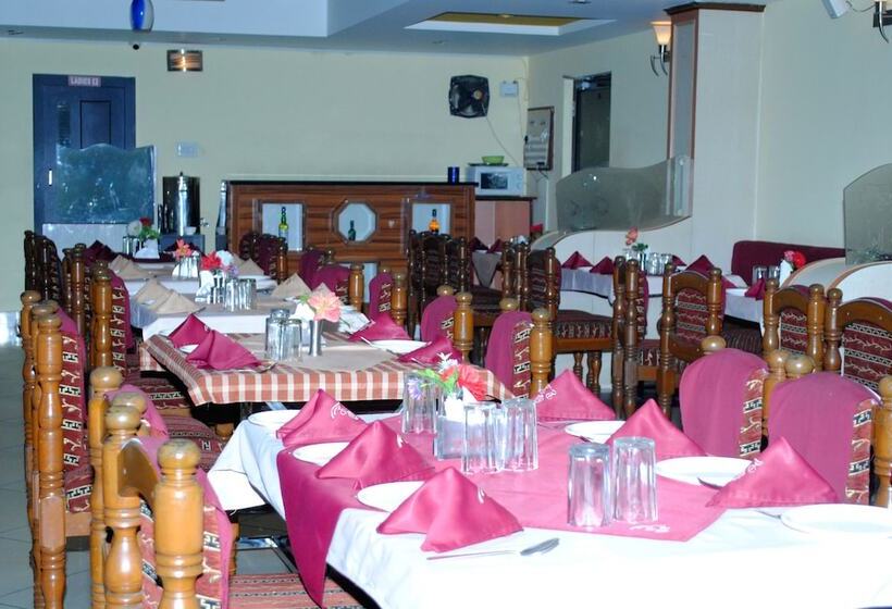 Hotel Pancharatna Paradise