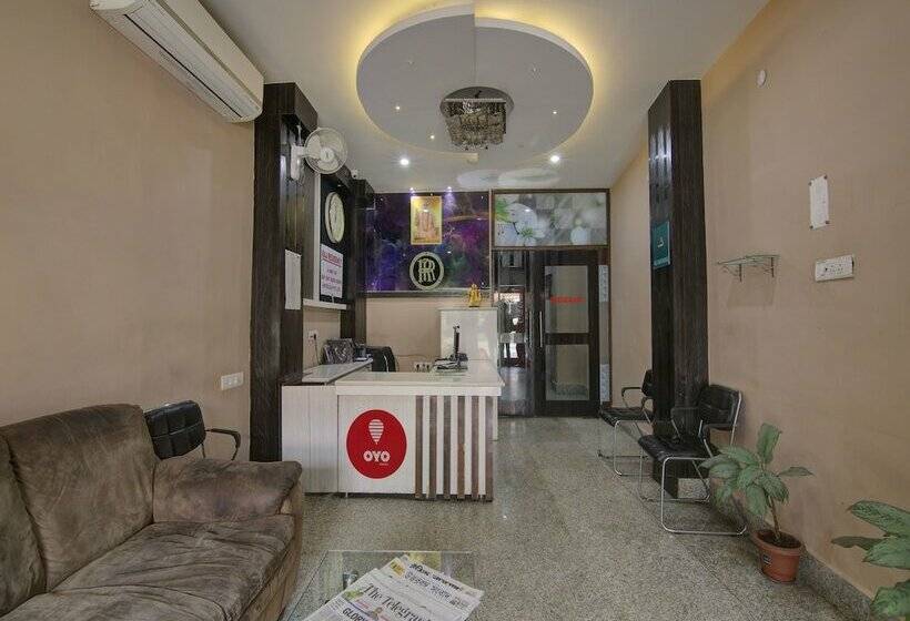 فندق Raj Residency