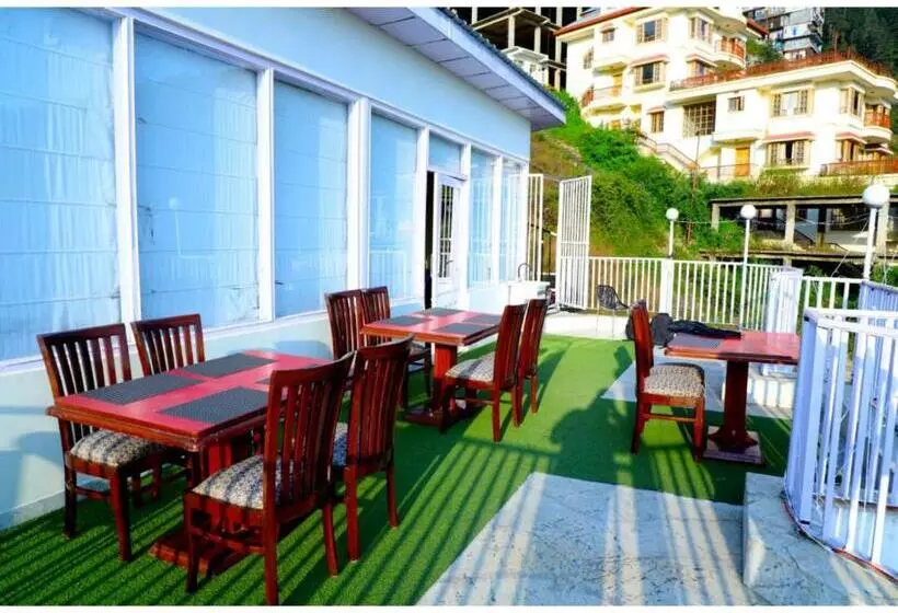 ホテル Seven Hills