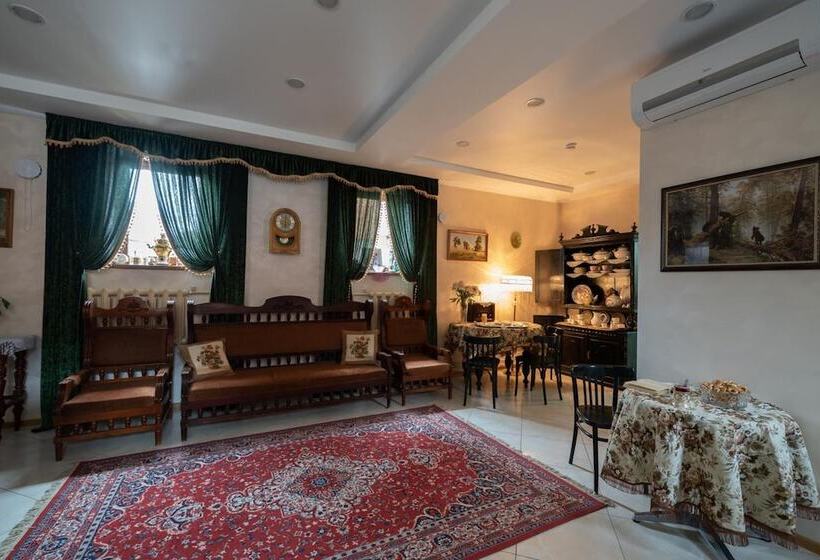 فندق Sovetskaya Themed