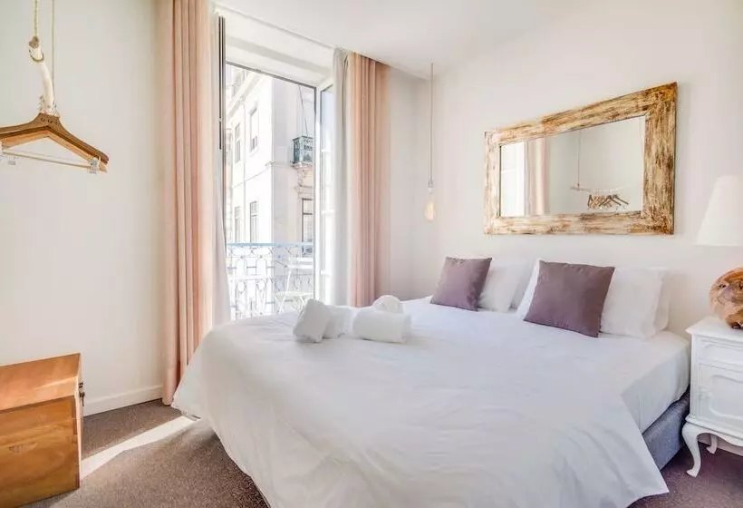 پانسیون Chiado 44