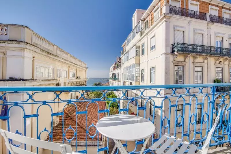 پانسیون Chiado 44