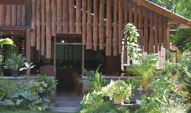 مبيت وإفطار Del Mar Home Stay And Cafe