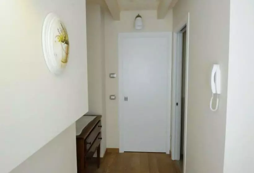 Aamiaismajoitus (B&B) Il Piccolo Giglio