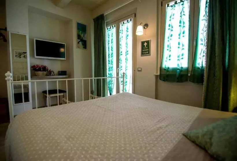 Aamiaismajoitus (B&B) Il Piccolo Giglio