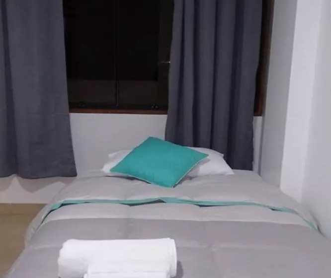 تختخواب و صبحانه Samuel's House