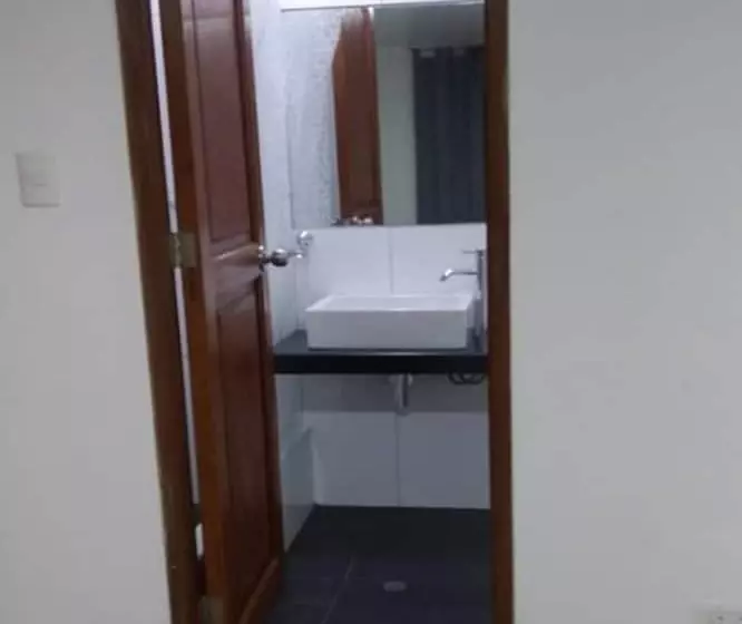 تختخواب و صبحانه Samuel's House