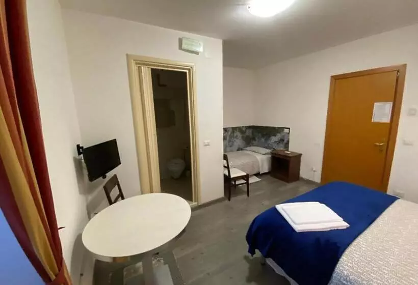 Colle Sul Lago