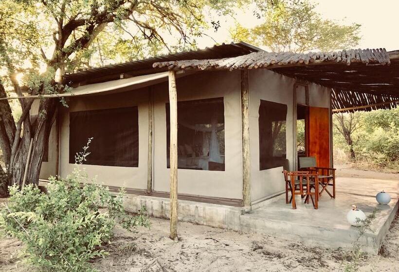 هتل Leopard Plains