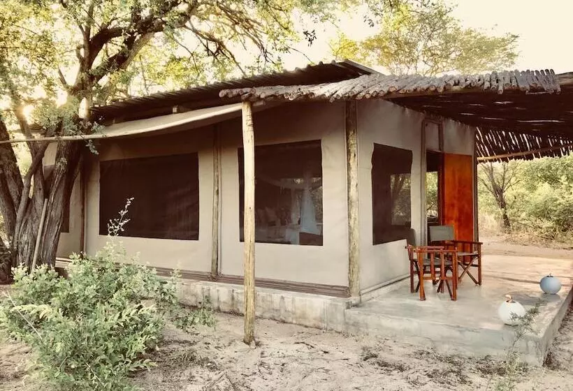 هتل Leopard Plains