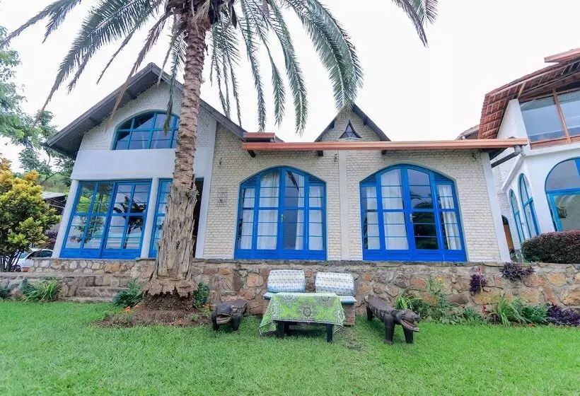 هتل Palm Garden Lodge