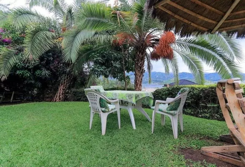 هتل Palm Garden Lodge