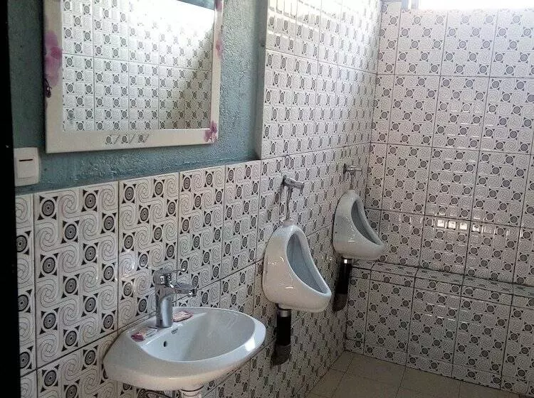 هتل Palm Garden Lodge