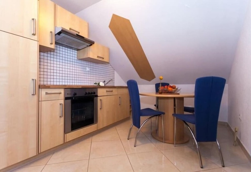 Maretsol Vacation House