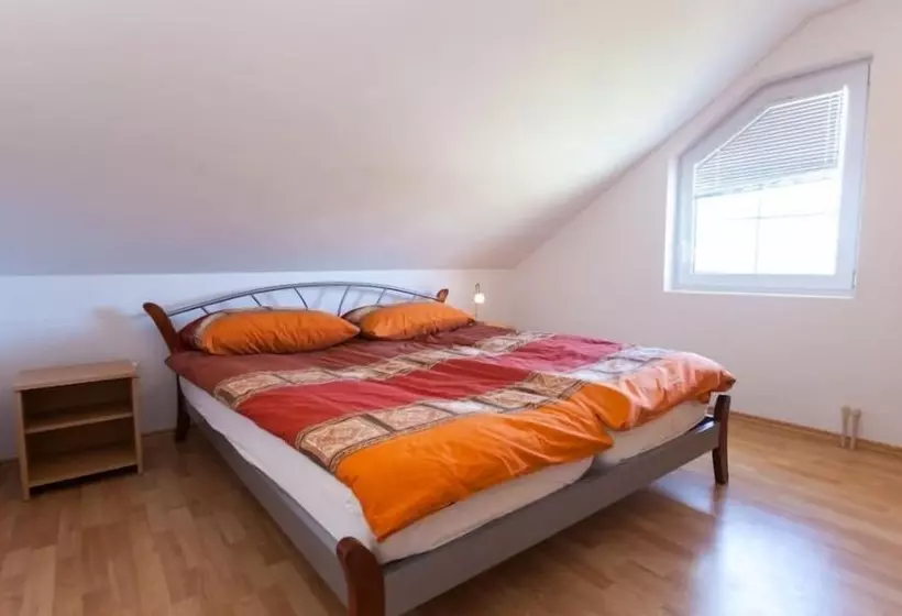 Maretsol Vacation House