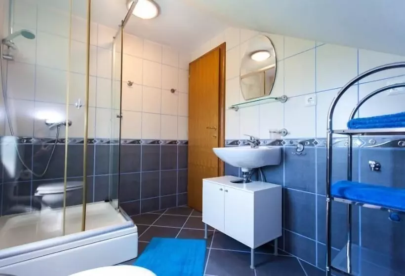 Maretsol Vacation House