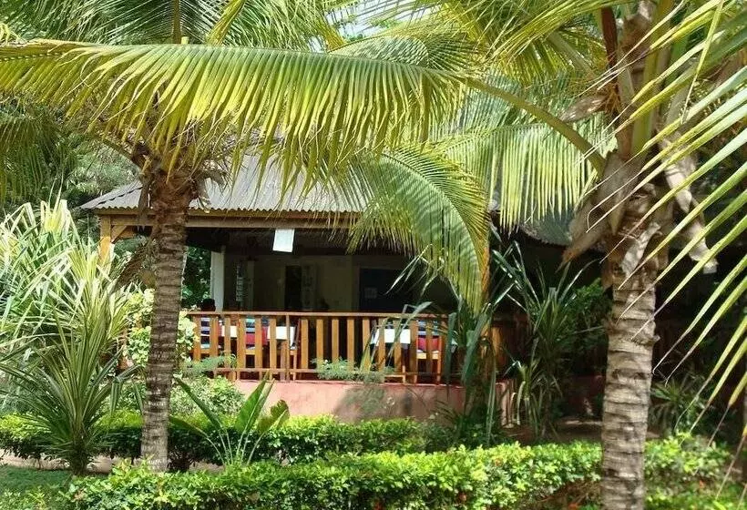 پانسیون Awalé Plage   Village Vacances