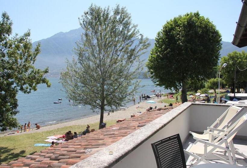 بنسيون Villa Carolina