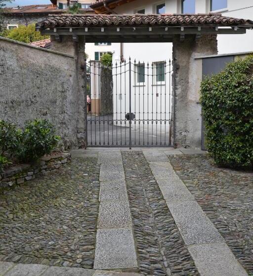 اقامتگاه Casa Cannobio