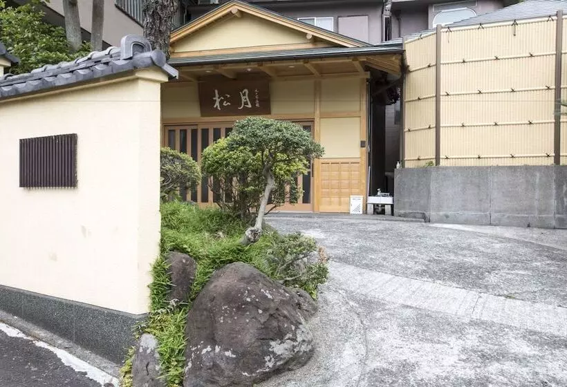 ریوکان Atami Kinomiyanoyu Shogetsu
