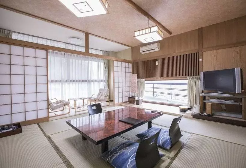 ریوکان Atami Kinomiyanoyu Shogetsu