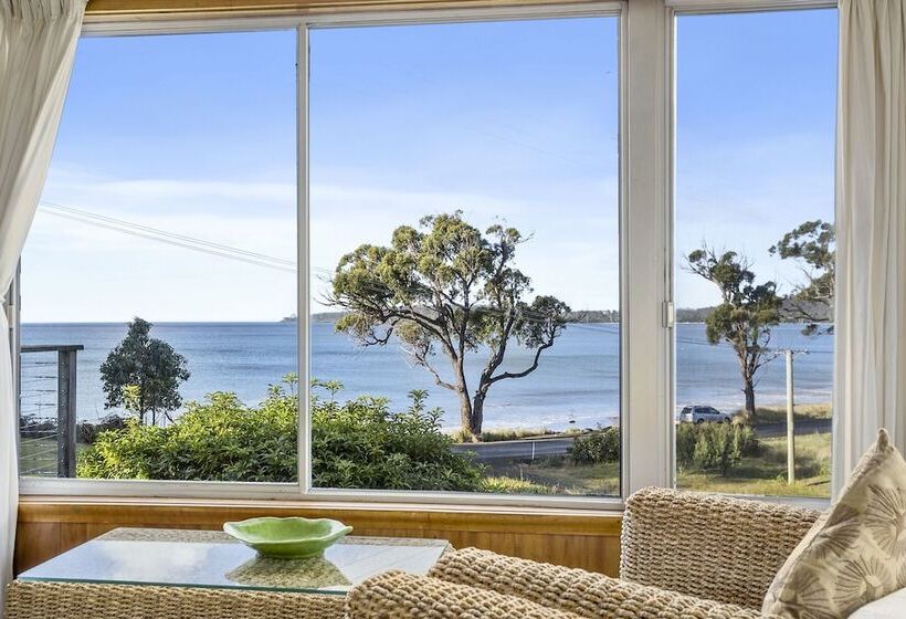 Summertime Beach Cottage