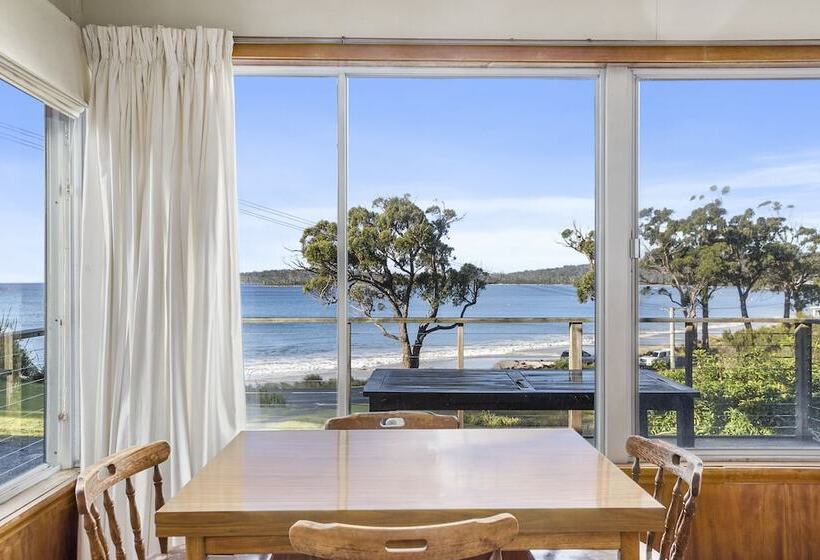 Summertime Beach Cottage