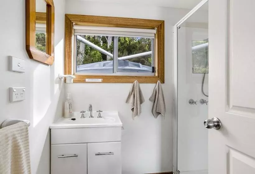 Summertime Beach Cottage