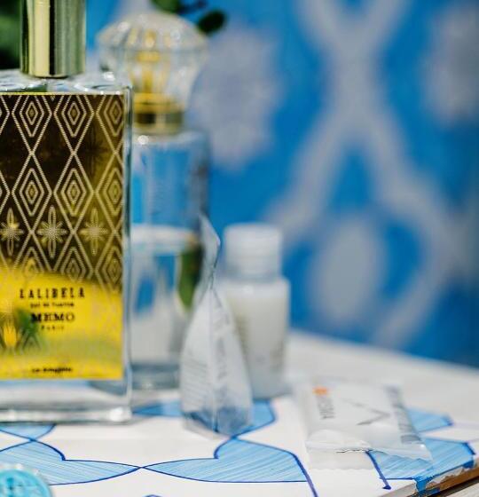 פונדק Domo 20 Hotel & Rooftop