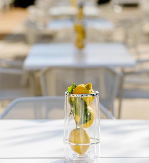 פונדק Domo 20 Hotel & Rooftop