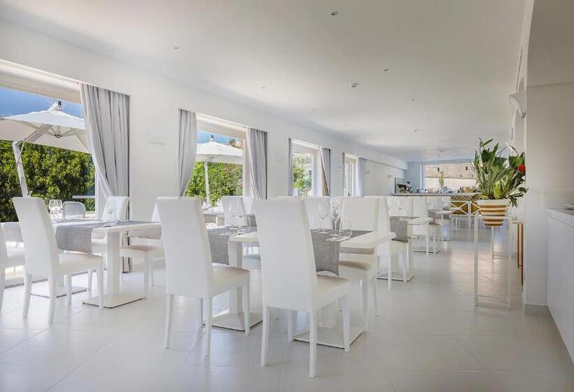 פונדק Domo 20 Hotel & Rooftop