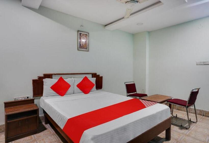 酒店 O Sree Simran Palace