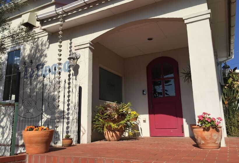 בית מלון כפרי La Tipasa