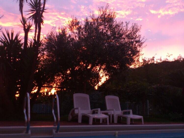 בית מלון כפרי La Tipasa