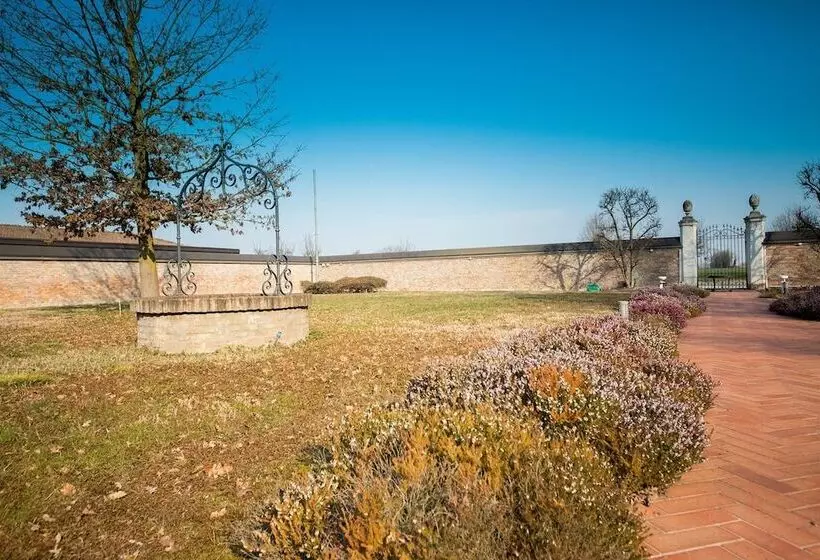 Hotelli Locanda Ca’ Rossa