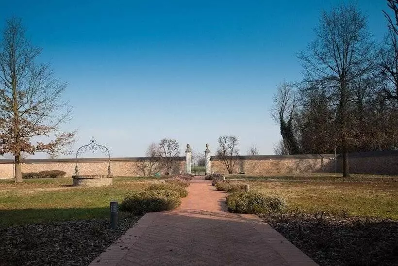 Hotelli Locanda Ca’ Rossa