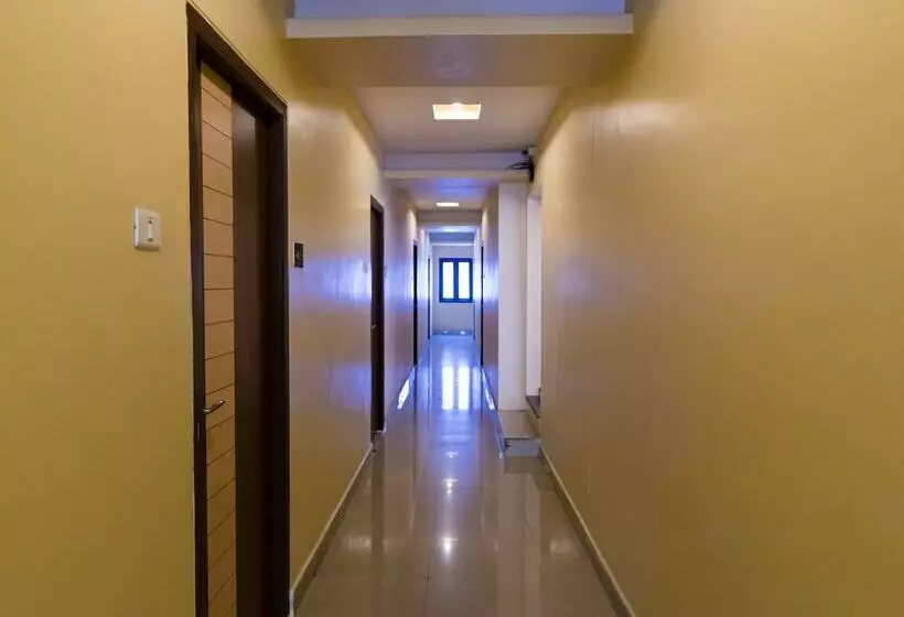 Super Hotel O Allipuram Near Railway Station