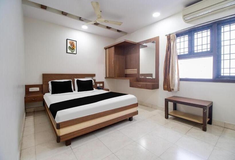 Super Hotel O Allipuram Near Railway Station