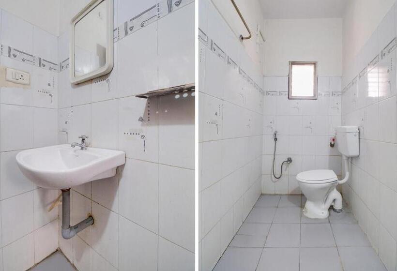 Super Hotel O Allipuram Near Railway Station