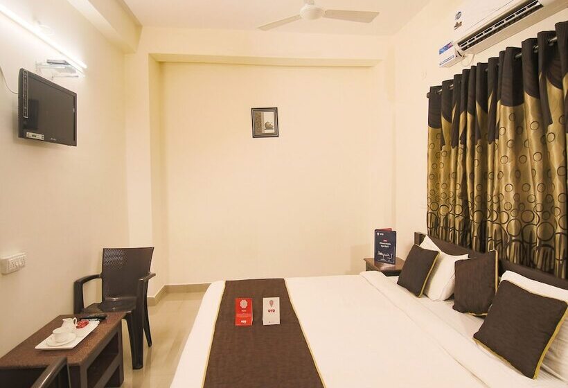 پانسیون Srk Guesthouse By Oyo Rooms