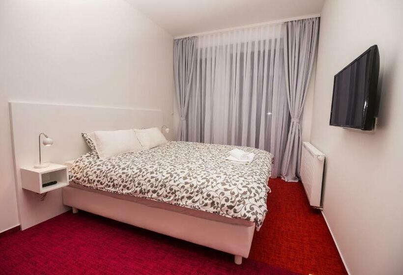 Skylux Apartments By Irundo