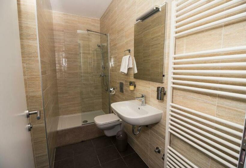 Skylux Apartments By Irundo